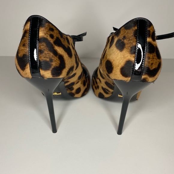 Gucci Heels - Picture 4 of 6